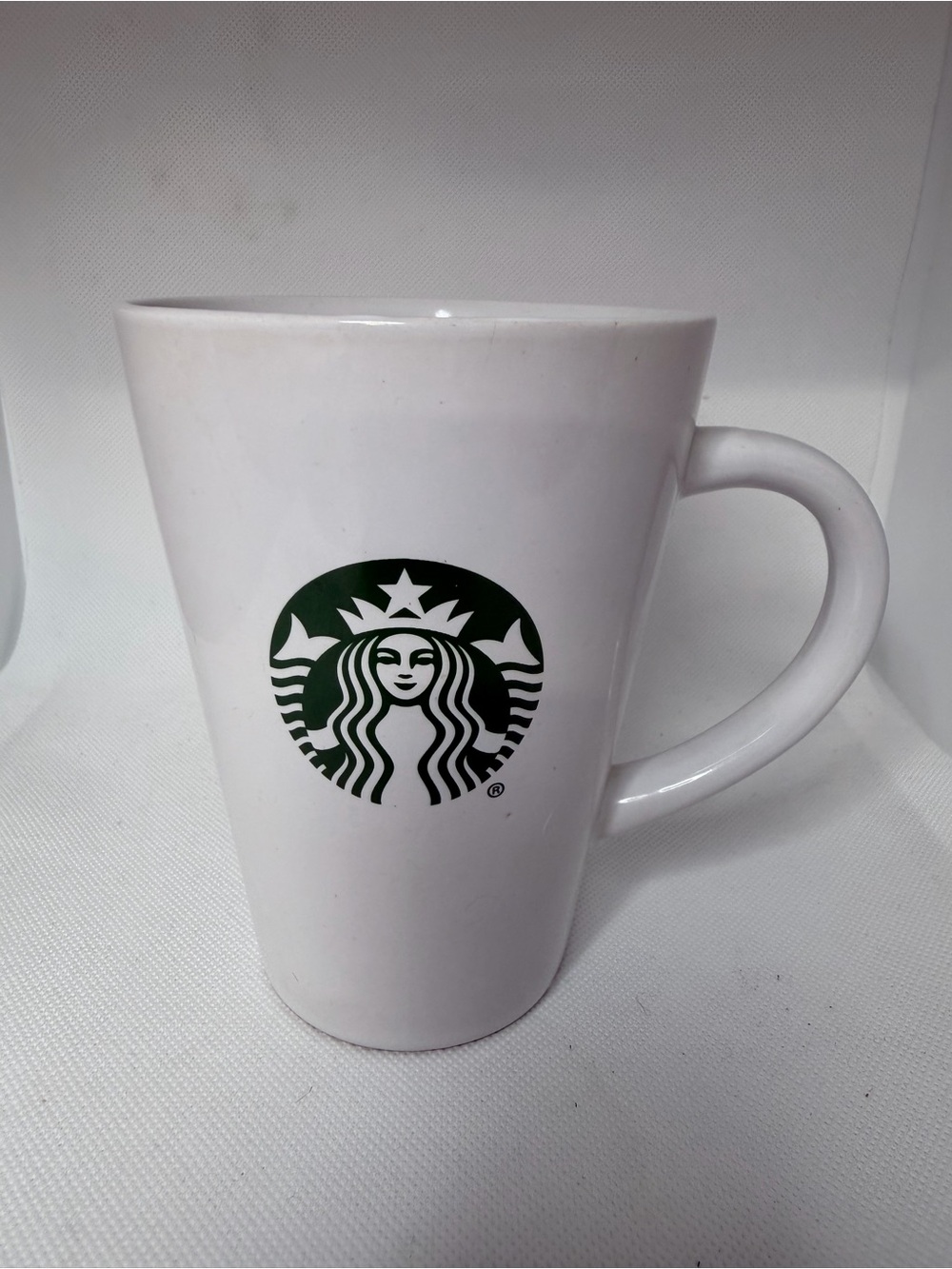 Starbucks Green Mermaid Siren Logo Coffee Cup  12 fl. oz. White 2017